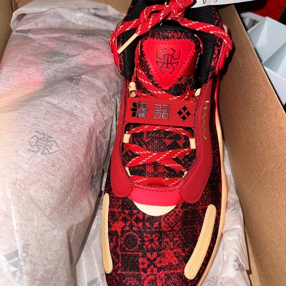 Adidas D.O.N Issue #3 Size 11.5 NWT - Picture 3 of 6